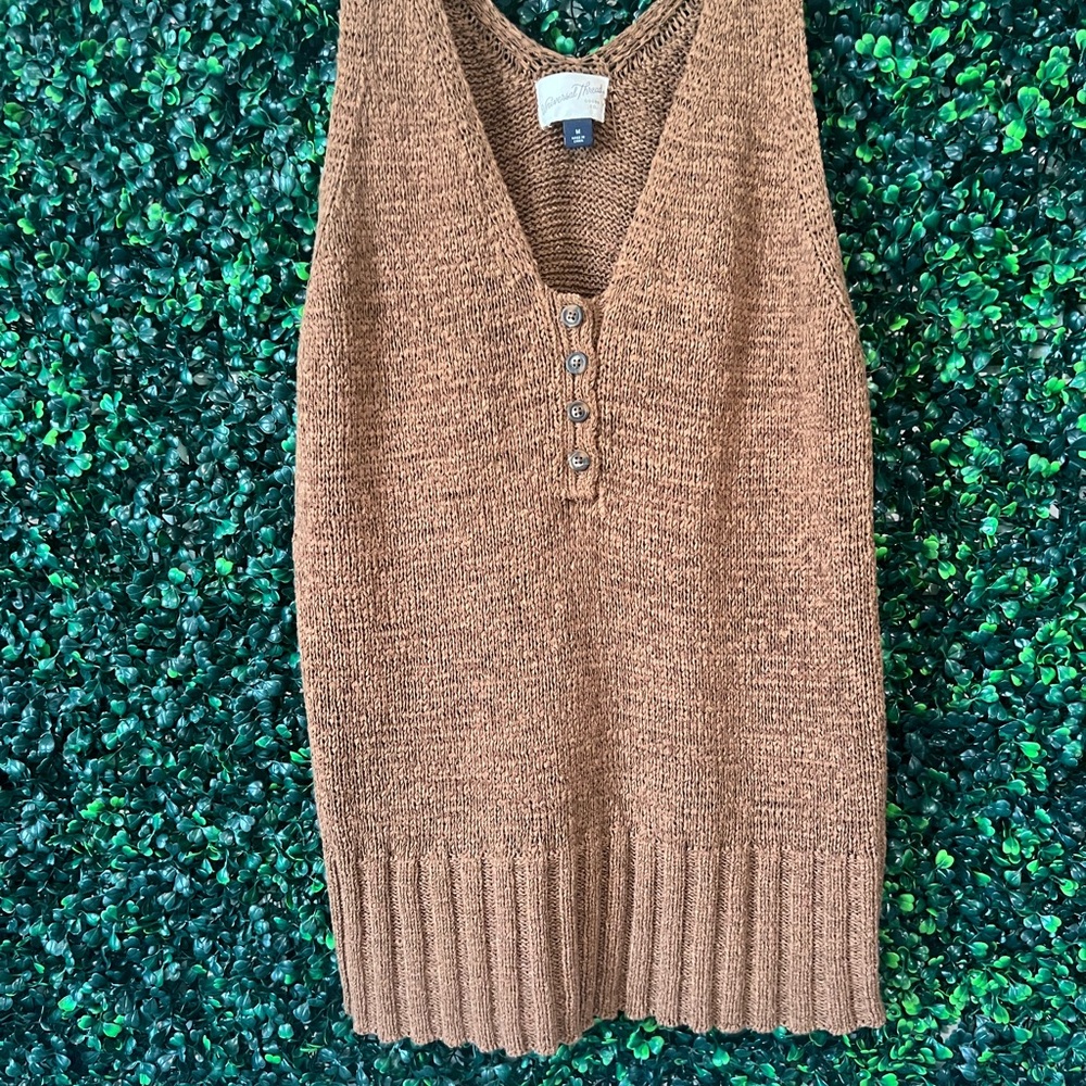 Universal Thread Brown V-Neck Sweater Vest